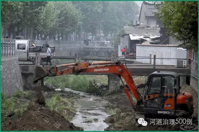 河道垃圾定期收集,清洁管理 河道垃圾定期收集,清洁管理